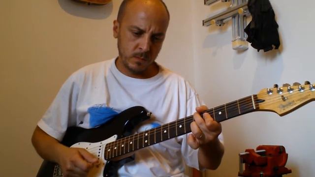 Fender Stratocaster MIM - clean lick смотреть онлайн
