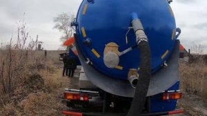 Испытание илососной машины МАЗ / Ассинизатор в 5 раз мощнее чем КО-505.