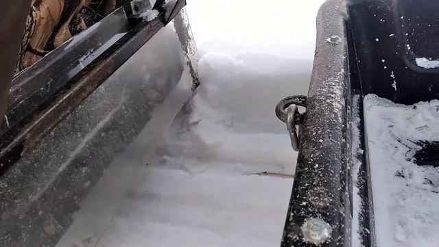 Мотобуксировщик Алабай тащит Дастер