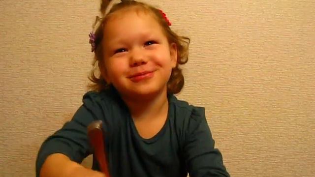 Она же просто очаровашка! Наша маленькая Катя. Little Kate. The sweetest kid. смотреть онлайн