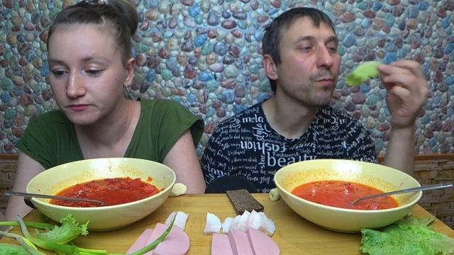 МУКБАНГ СВЕКОЛЬНИК И КОЛБАСНАЯ НАРЕЗКА | MUKBANG BEETROOT AND SAUSAGE SLICING #mukbang #мукбанг