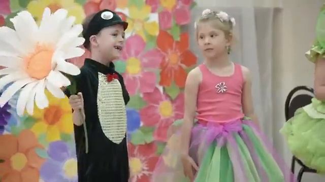 Дюймовочка смотреть онлайн