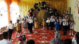 Сенсация!Начальный выход на выпускном в детском саду