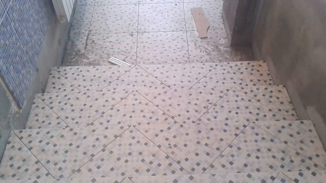 СТУПЕНИ ПО ДИАГОНАЛИ. смотреть онлайн