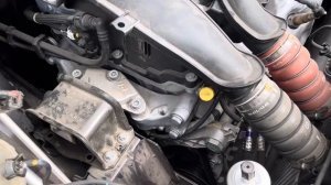 Citroen DS4 - EP6 - шум ролика натяжителя ремня генератора