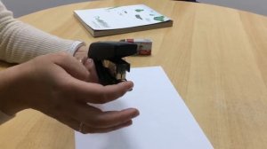 Заправка скоб в степлер Kw-trio 5631 Atomo