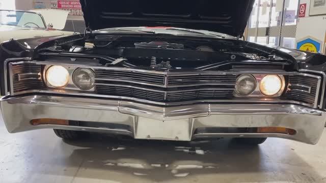 1968 Chrysler 300 смотреть онлайн