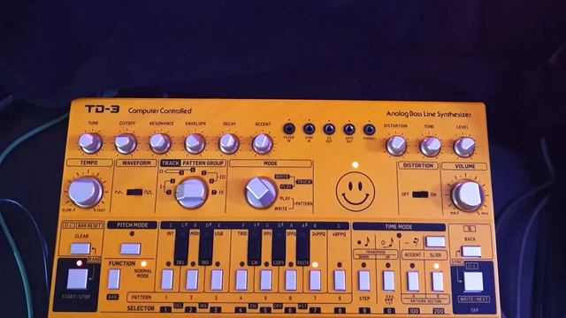 Behringer TD-3 Tutorial ( Triplets )