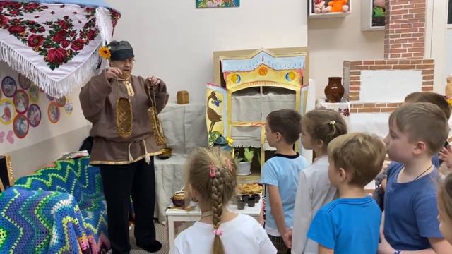 Клубный час смотреть онлайн