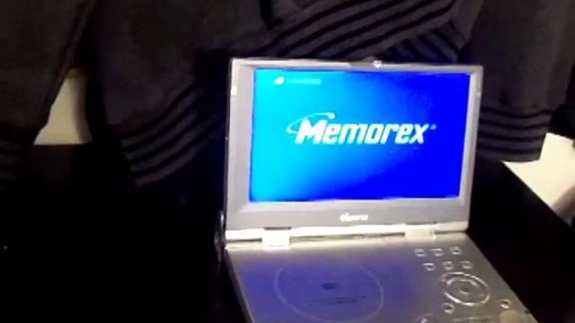 Memorex Portable DvD player Review смотреть онлайн