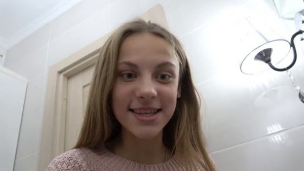 Самые ВЕСЕЛЫЕ и СМЕШНЫЕ РОЗЫГРЫШИ Толика и Леры. Крейзи шоу