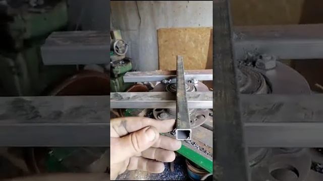 Стол сварочный поворотный из обрезков и ступицы!) #shorts смотреть онлайн