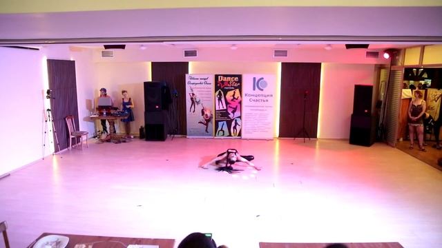 Лидия Захарченко. Стрип шоу Соло Профи. смотреть онлайн