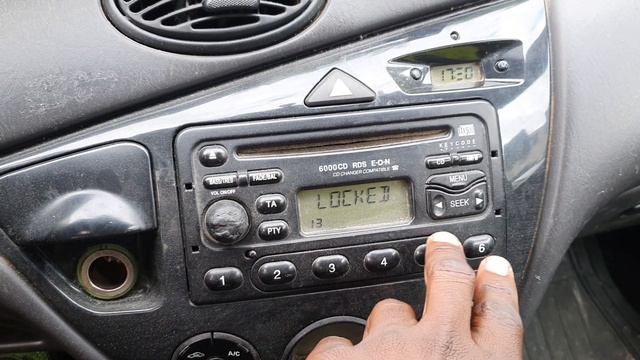 Locked 13 Autoradio Ford 2000/2010