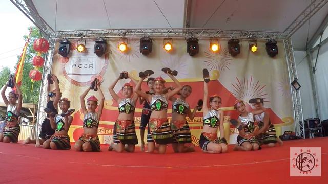 2016 Les sabots chinois – Wooden Clogs Chinese dance - 木屐登登 смотреть онлайн