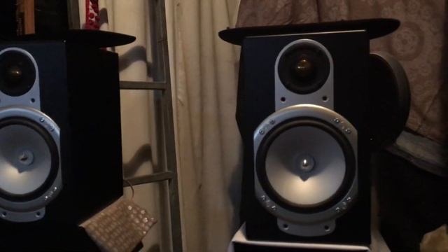 Monitor Audio Silver RS1 смотреть онлайн