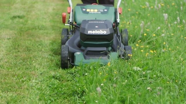 Metabo Cordless Lawn Mower RM 36-18 LTX BL 46 смотреть онлайн