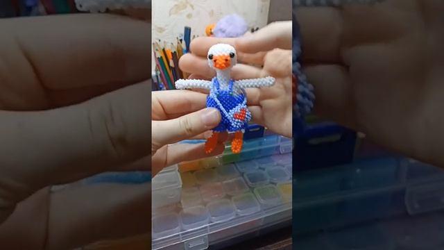 Гусь из бисера ?? #рекомендации #бисер #подпишисьнаменя #гусь смотреть онлайн