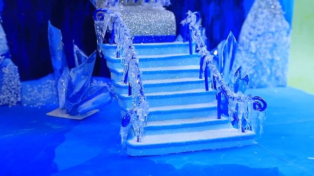 9 идей для миниатюрного замка Эльзы смотреть онлайн