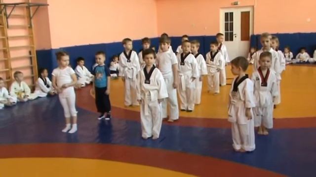 Клуб Пэкхо - аттестация март 2012.avi смотреть онлайн
