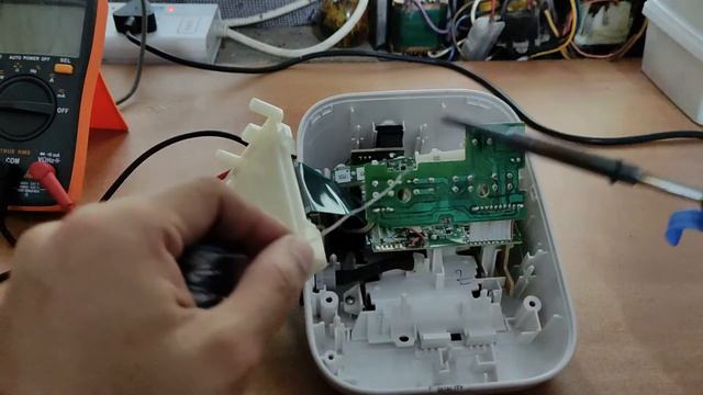 Omron HEM-7130-L Repair Success: Blank Screen, Dashes in Screen. Teardown, Disassembly. SUBTITLES смотреть онлайн