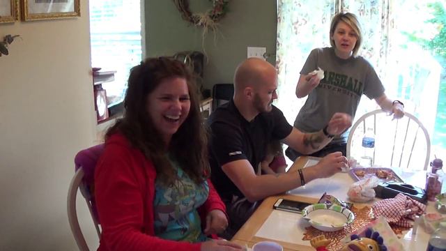 Jelly Belly Bean Boozled Challenge - Family Edition смотреть онлайн