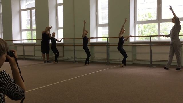 Открытый урок хореографии в художественной гимнастике часть 1 смотреть онлайн