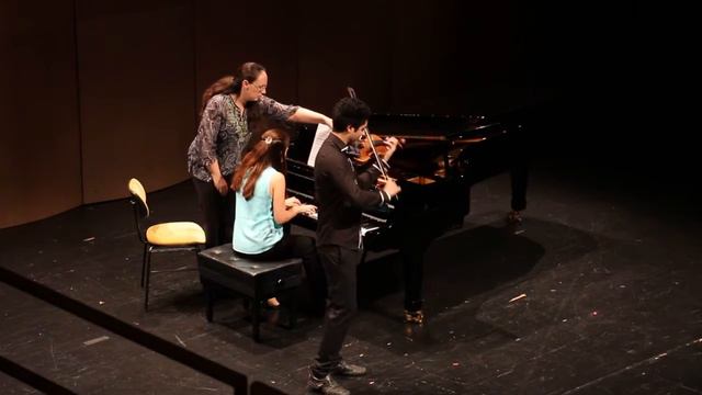 VERÃO CLÁSSICO / CLASSICAL SUMMER 2015 - Julius Aria Sahbai смотреть онлайн