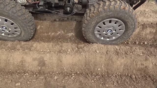 Полный цикл посадки и уборки картофеля минитрактором. смотреть онлайн