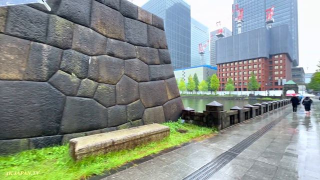 Japan - Tokyo rainy day walk | iPhone 15 pro max camera test • 4K HDR смотреть онлайн