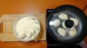 Оладьи на кефире с творогом.