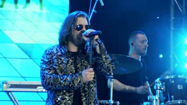 Арсений Бородин - Быть собой (Концерт в парке Остров Мечты) смотреть онлайн