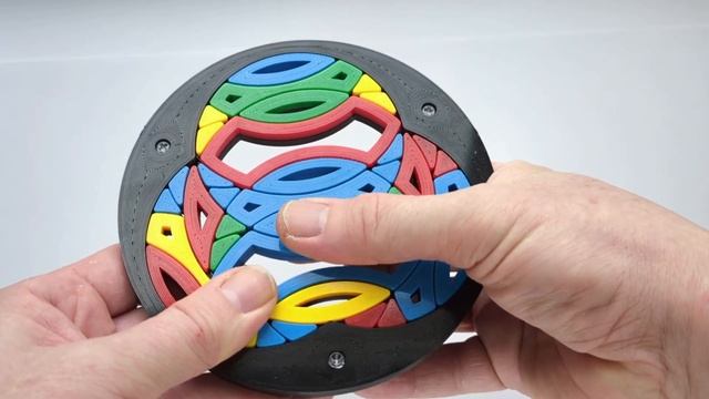 Keid3 - intersecting circles puzzle смотреть онлайн