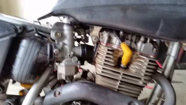 2005 Honda CRF230F Warmup смотреть онлайн