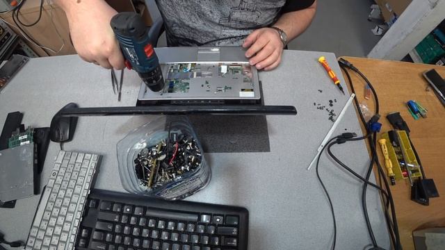 Toshiba satellite U300-130 разборка смотреть онлайн