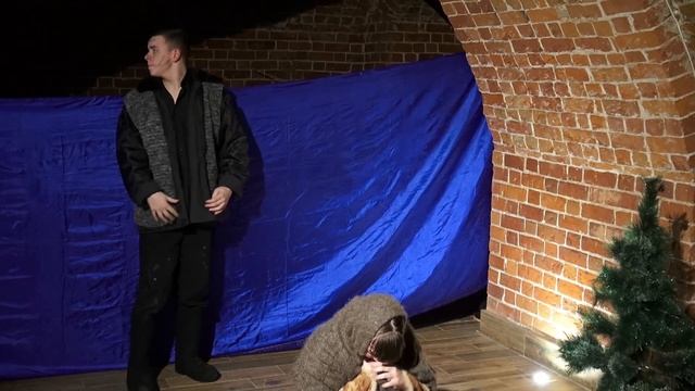 Театральная постановка "Счастливая сиротка" смотреть онлайн