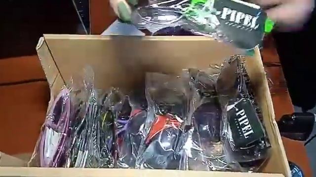 сти72. Очки женские Qwin и Pipel смотреть онлайн