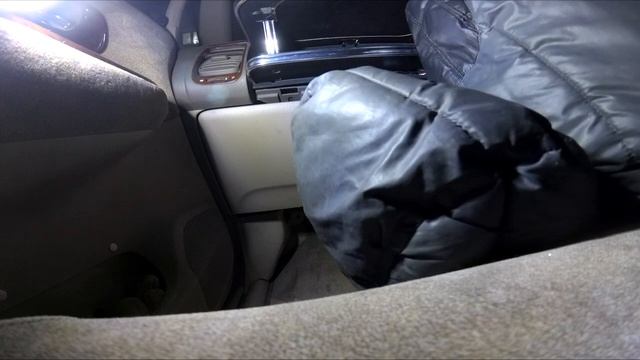 Замена салонного фильтра в Хонде Одиссей Часть 1 Продолжение в следующем видео смотреть онлайн