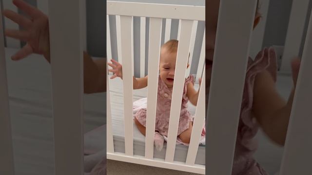 Гимнастический трюк!) Gymnastic trick!) #Оливия #гимнастка #Olivia #gymnastic #baby #10months смотреть онлайн