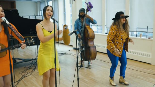 Perfidia - Los Panchos // feat. Michela Lerman & The Ladybugs смотреть онлайн