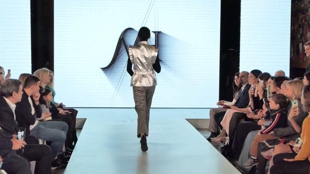 Н Мельянова | Модный показ 30.11.2019 | ч.1 "Оловянный солдатик" смотреть онлайн