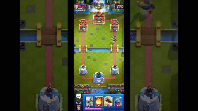 X Bow is BACK! - Clash Royale смотреть онлайн