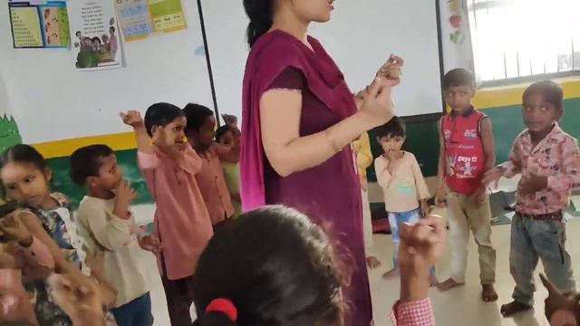 Morning Circle Time Activity. Simple exercises activity for kids. ताली बजाओ गतिविधि। смотреть онлайн