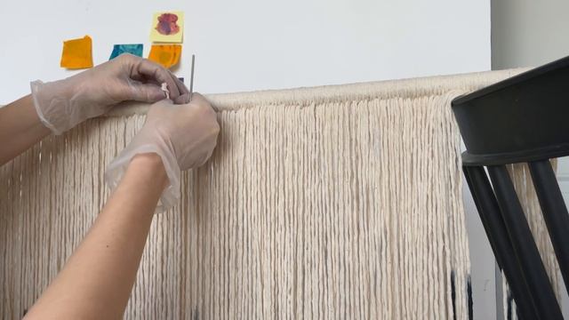 ДЕКОРАТИВНОЕ ПАННО НА СТЕНУ ИЗ МОТКА НИТОК//DIY WALL HANGING смотреть онлайн