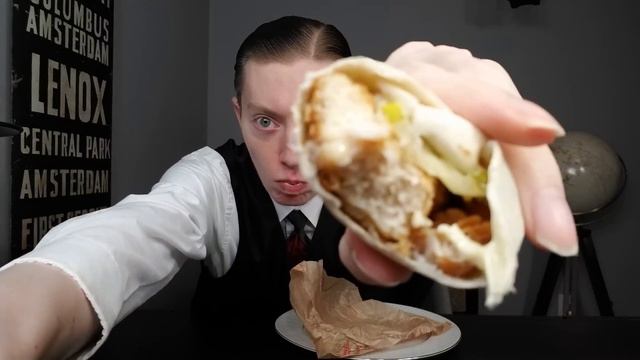 KFC's New Kentucky Fried Chicken Wraps Review! смотреть онлайн