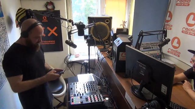 03/07 ЖИВЫЕ ИГРЫ НА L-RADIO 104.9FM смотреть онлайн