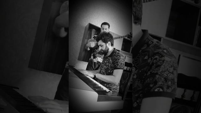 Elvin Mutellimoglu tar Chingiz piano solo popuri смотреть онлайн