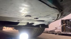 Ford Galaxy 2008 год замена габаритных лампочек