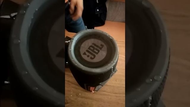 Проверка JBL XTREME на прочность от води смотреть онлайн