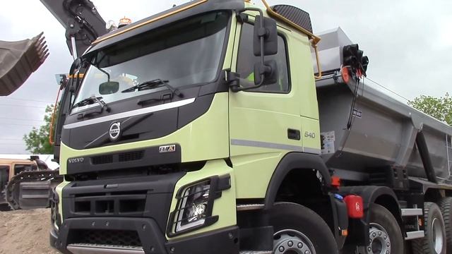 Volvo Trucks Moves Vehicle Technology and Sustainability Forward смотреть онлайн